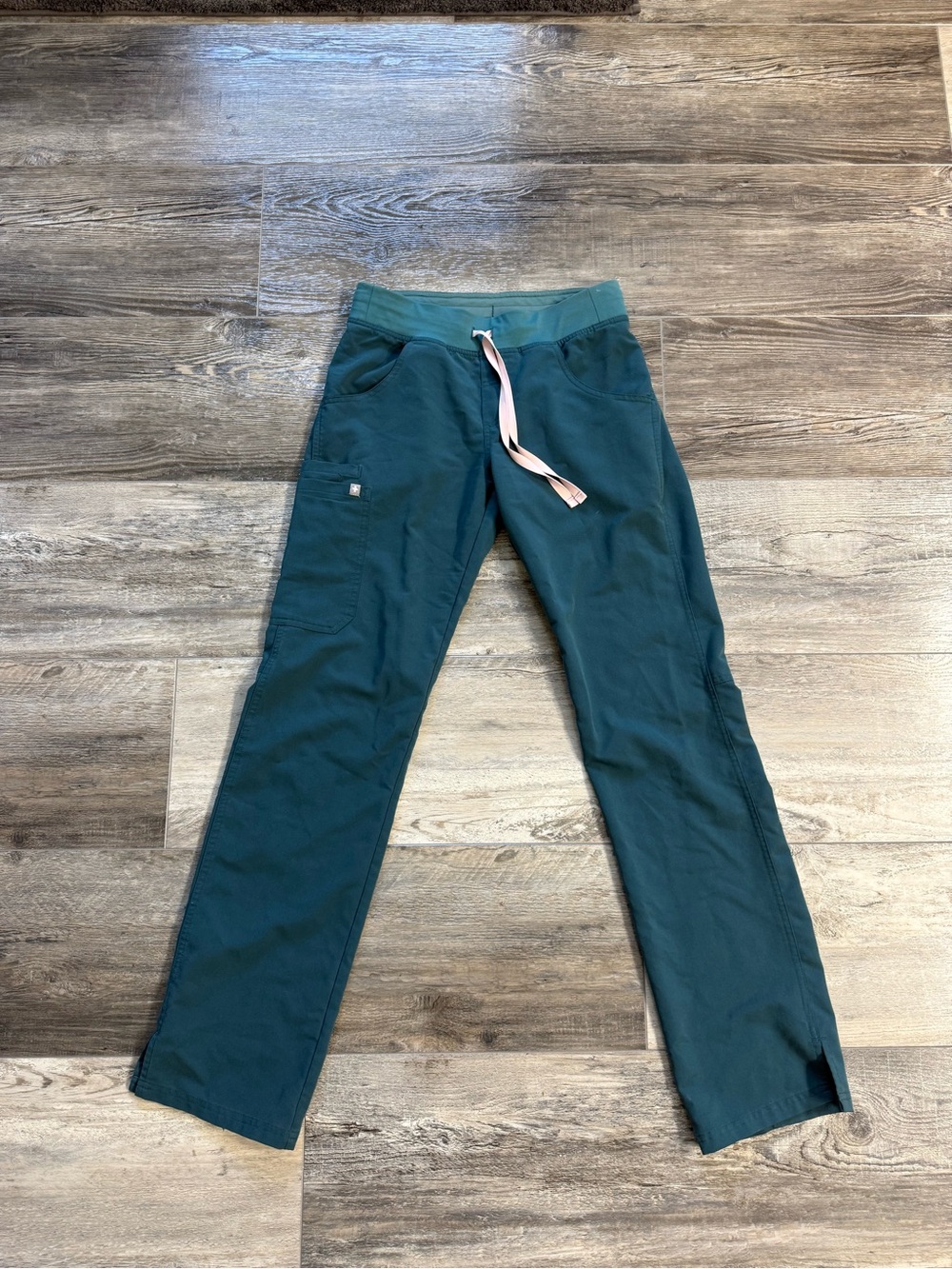 Figs Kade Cargo Teal Straight-Leg Scrub Pants with Pink Drawstring